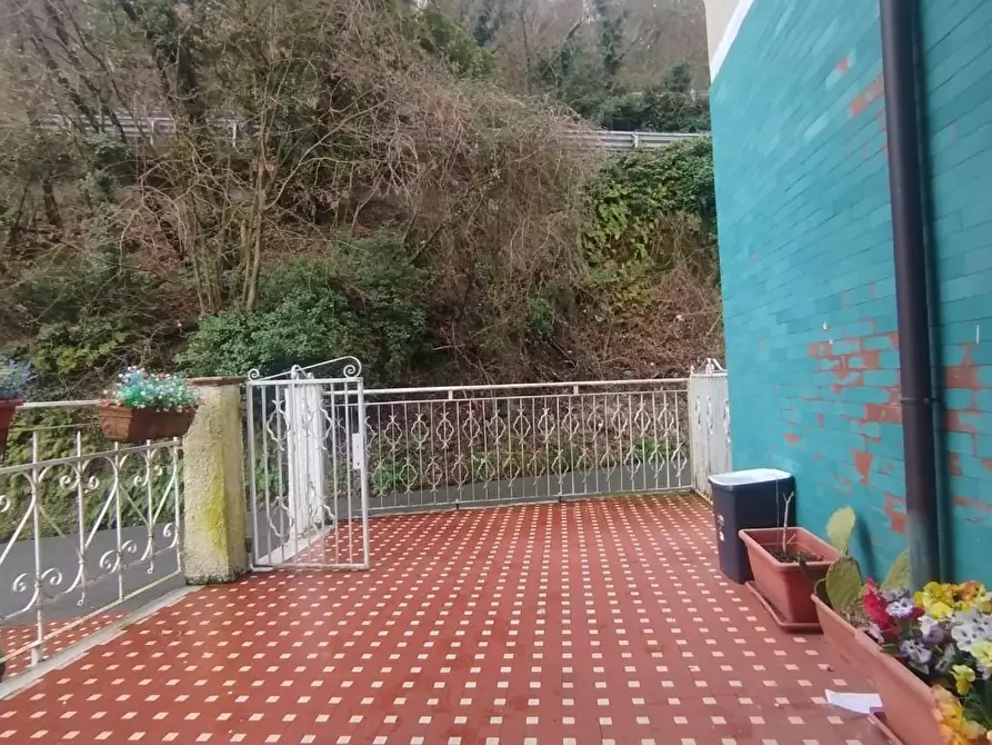 Immagine 2 di Appartamento in vendita  a Vezzano Ligure