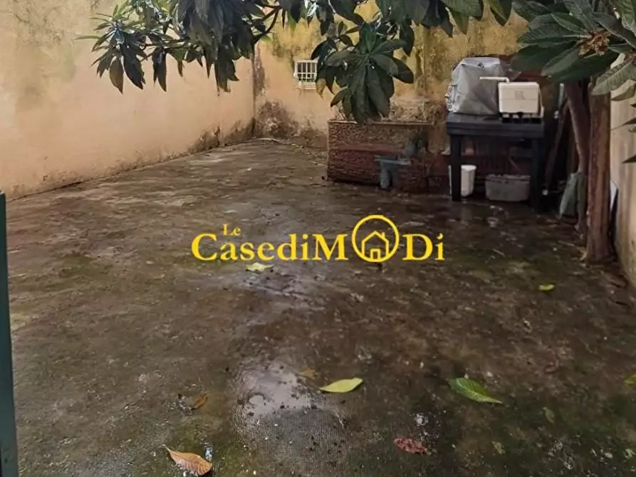 Immagine 2 di Appartamento in vendita  a Livorno