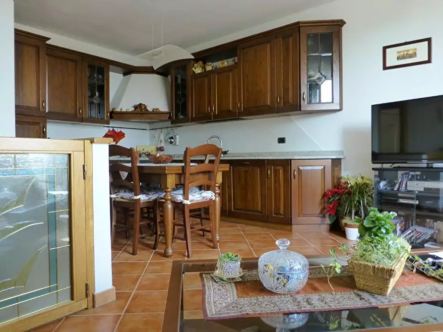 Immagine 2 di Appartamento in vendita  a Castelnuovo Berardenga