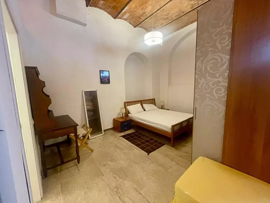 Immagine 9 di Appartamento in affitto  a Lucca