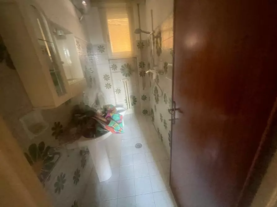 Immagine 31 di Appartamento in affitto  a Lucca