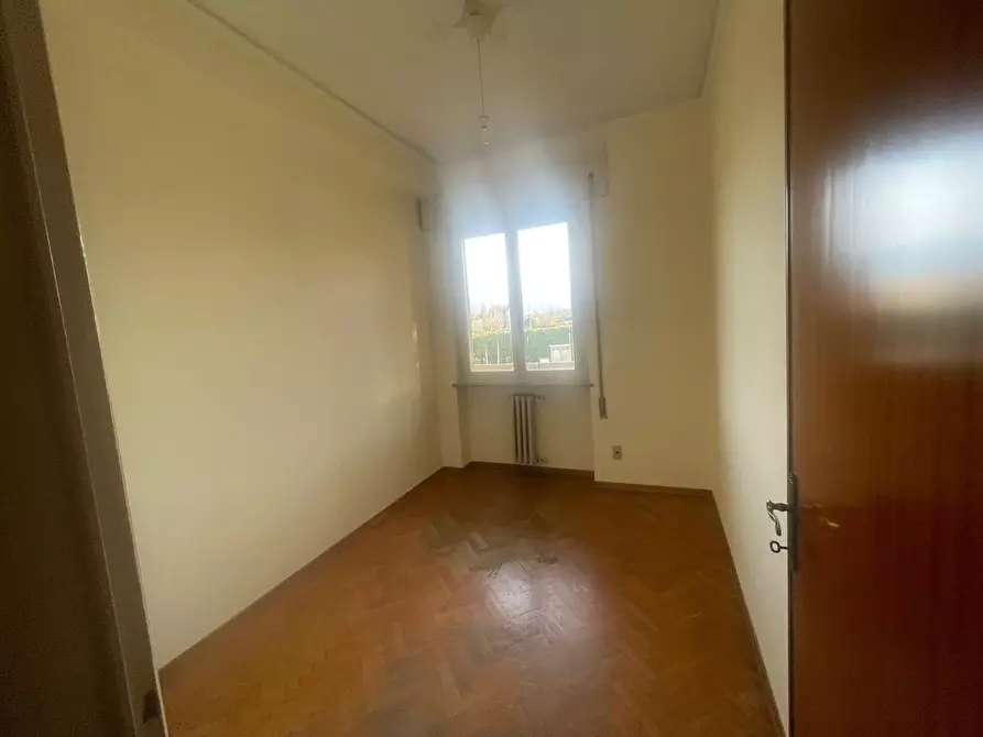 Immagine 35 di Appartamento in affitto  a Lucca