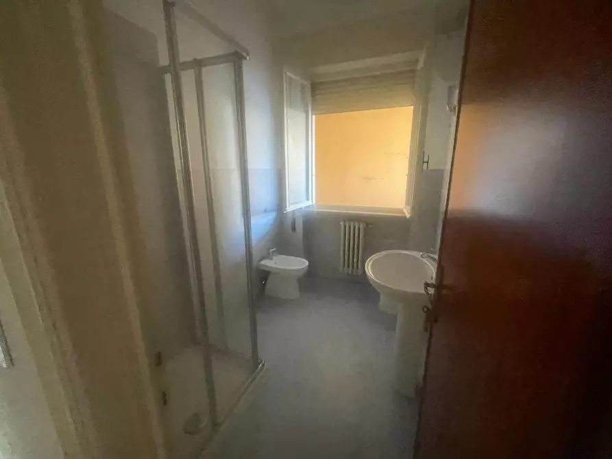 Immagine 20 di Appartamento in affitto  a Lucca