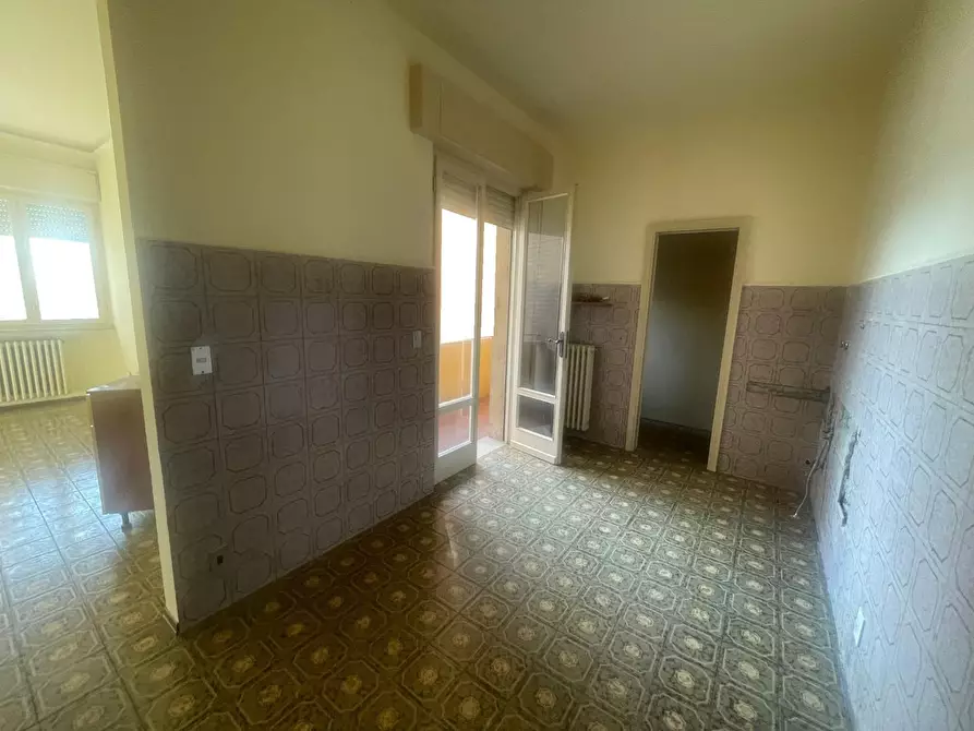 Immagine 4 di Appartamento in affitto  a Lucca