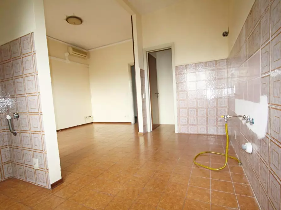 Immagine 24 di Appartamento in affitto  a Lucca