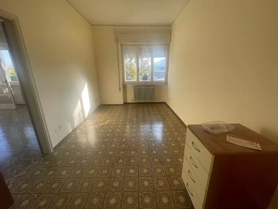 Immagine 15 di Appartamento in affitto  a Lucca