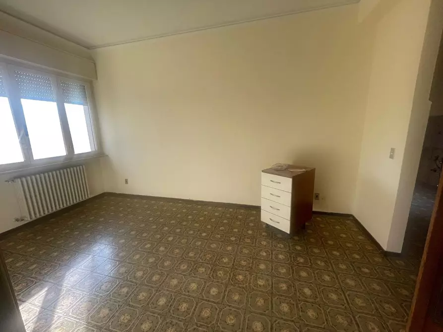 Immagine 6 di Appartamento in affitto  a Lucca