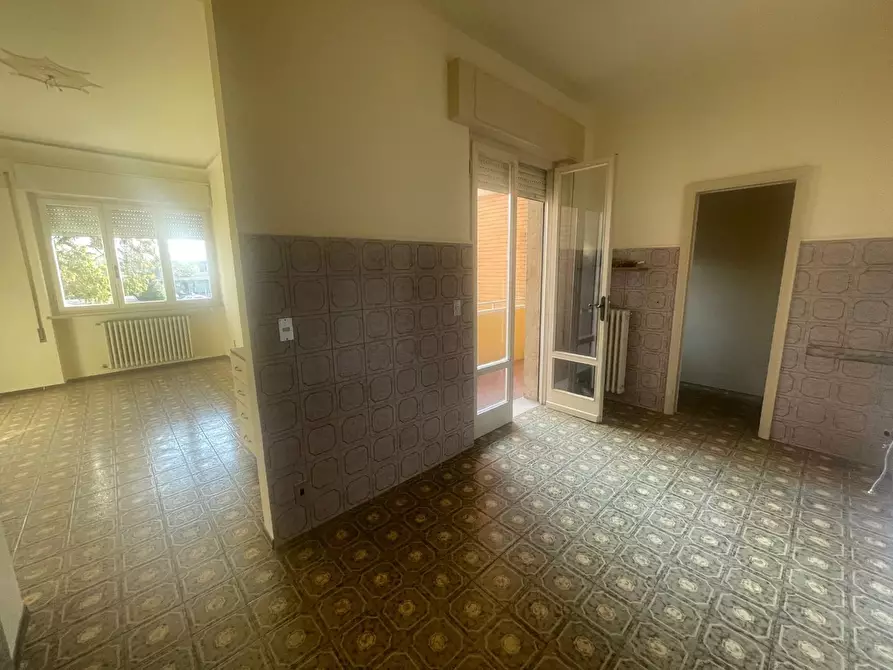 Immagine 7 di Appartamento in affitto  a Lucca