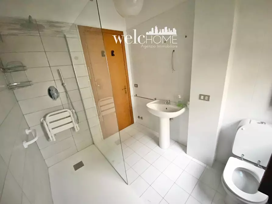 Immagine 26 di Appartamento in vendita  a Campi Bisenzio