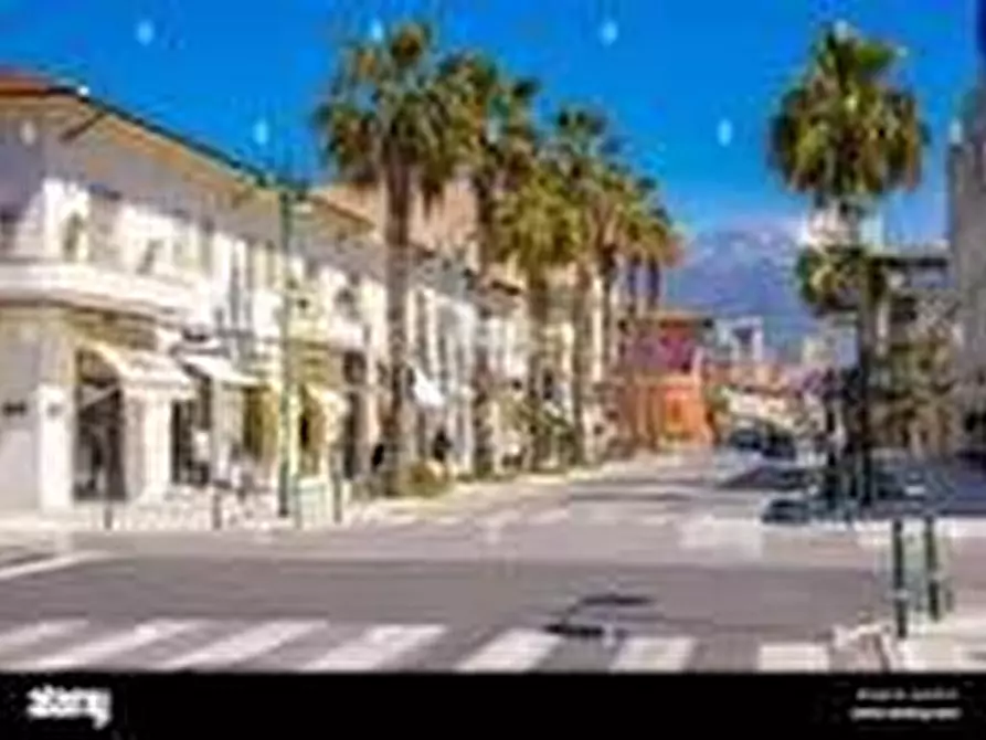 Immagine 20 di Casa semindipendente in affitto  a Forte Dei Marmi