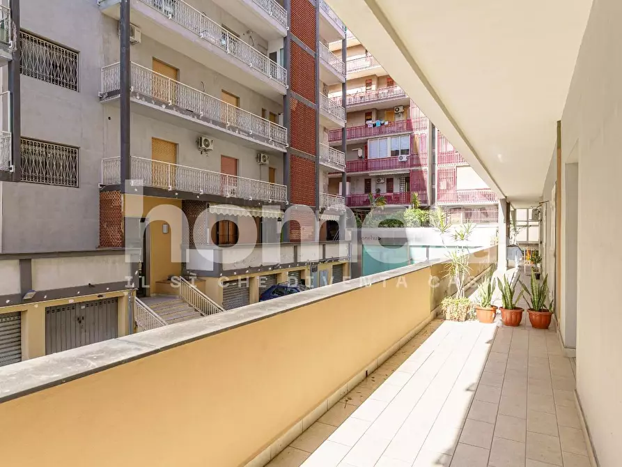 Immagine 37 di Appartamento in vendita  a Tremestieri Etneo