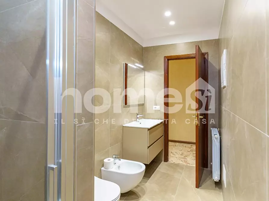 Immagine 30 di Appartamento in vendita  a Tremestieri Etneo