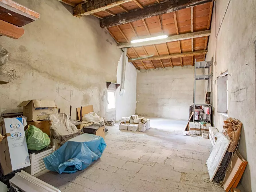 Immagine 25 di Appartamento in vendita  a Pisa