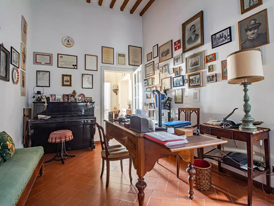 Immagine 13 di Appartamento in vendita  a Pisa