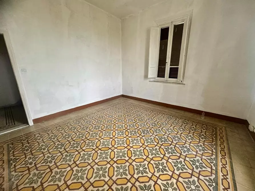 Immagine 11 di Casa indipendente in vendita  a Santa Maria A Monte