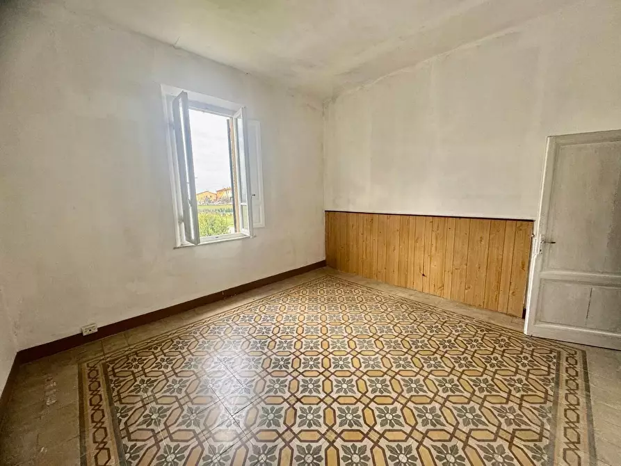 Immagine 10 di Casa indipendente in vendita  a Santa Maria A Monte