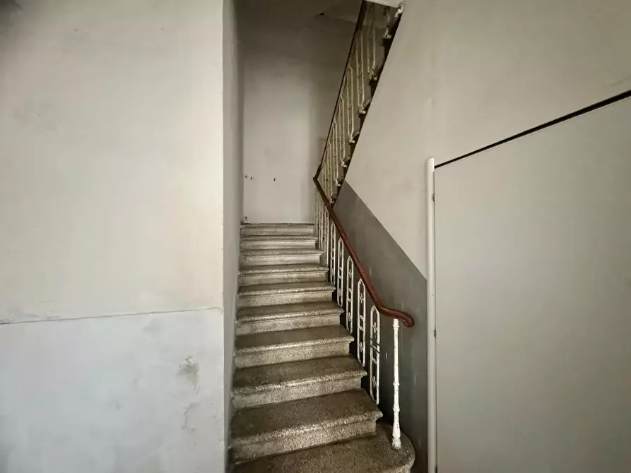 Immagine 21 di Casa indipendente in vendita  a Santa Maria A Monte