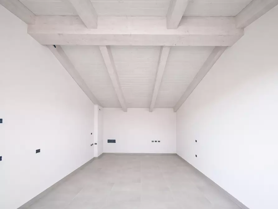 Immagine 12 di Villa in vendita  a Castelfranco Di Sotto