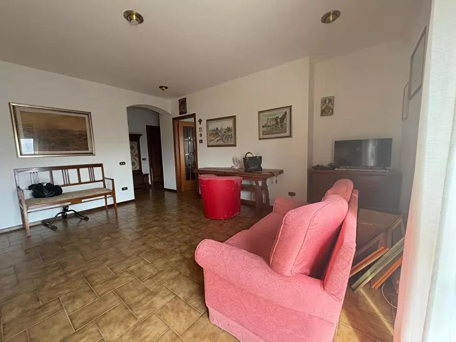 Immagine 17 di Appartamento in vendita  a Empoli