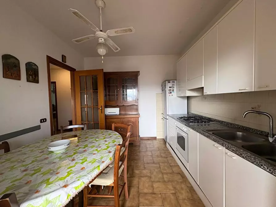 Immagine 3 di Appartamento in vendita  a Empoli