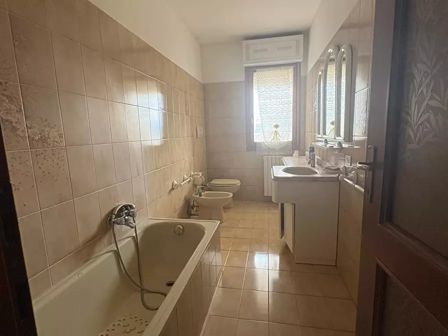 Immagine 5 di Appartamento in vendita  a Empoli