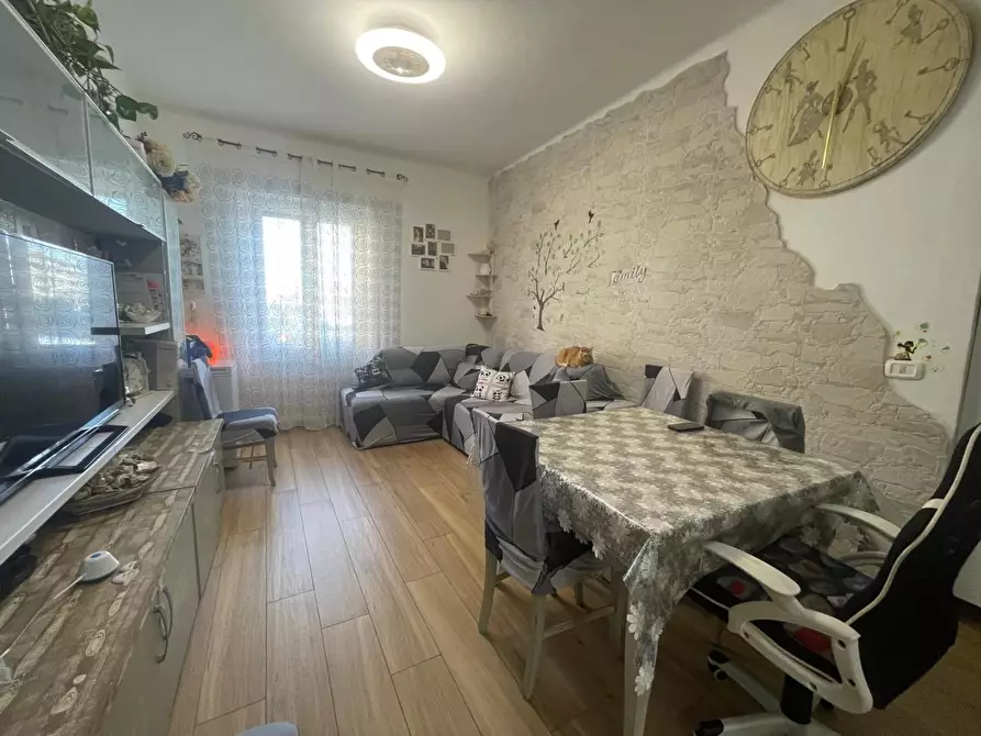 Immagine 7 di Porzione di casa in vendita  a Carrara