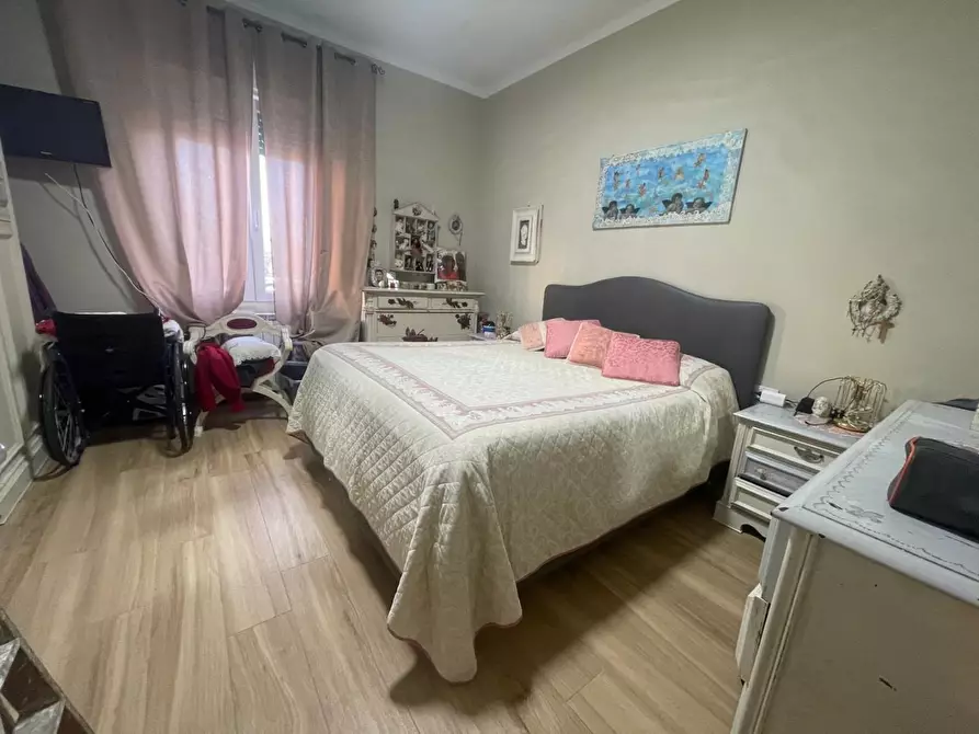 Immagine 4 di Porzione di casa in vendita  a Carrara