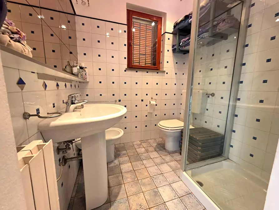 Immagine 24 di Villetta a schiera in vendita  a Massa