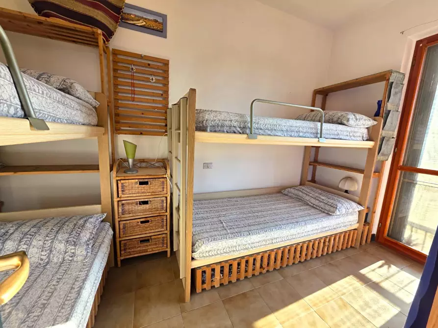 Immagine 21 di Villetta a schiera in vendita  a Massa