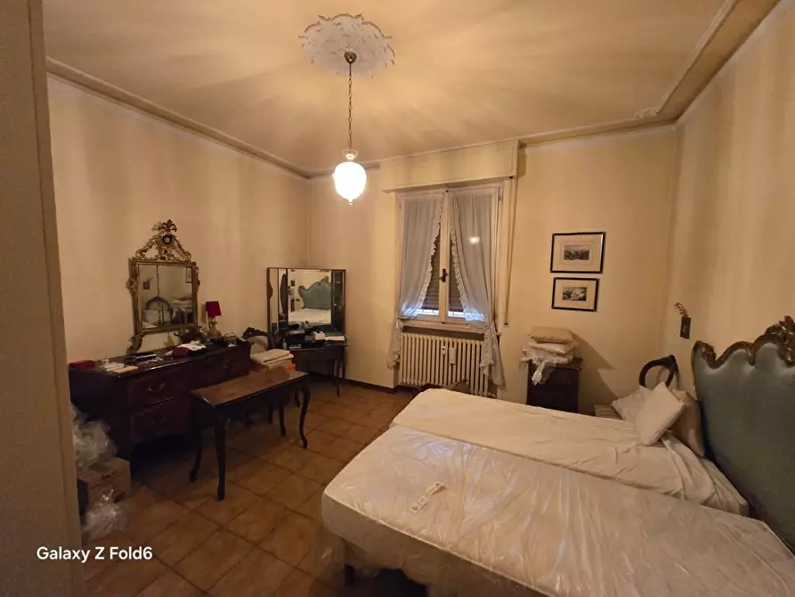 Immagine 10 di Appartamento in vendita  a Siena