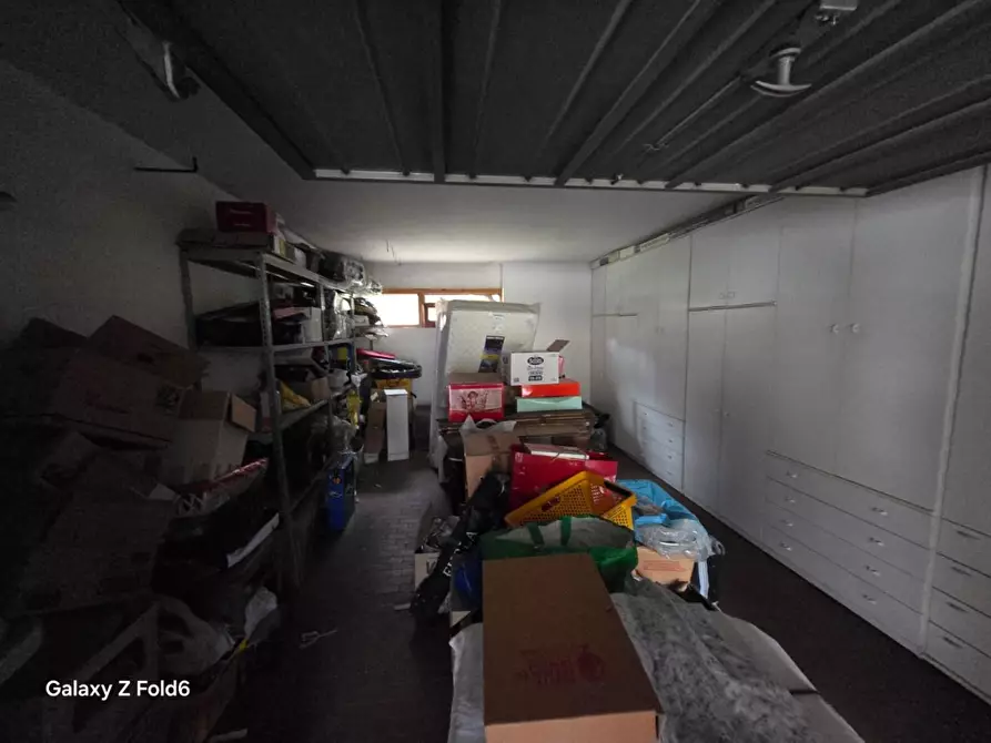 Immagine 19 di Appartamento in vendita  a Siena