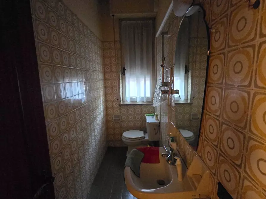 Immagine 16 di Appartamento in vendita  a Siena