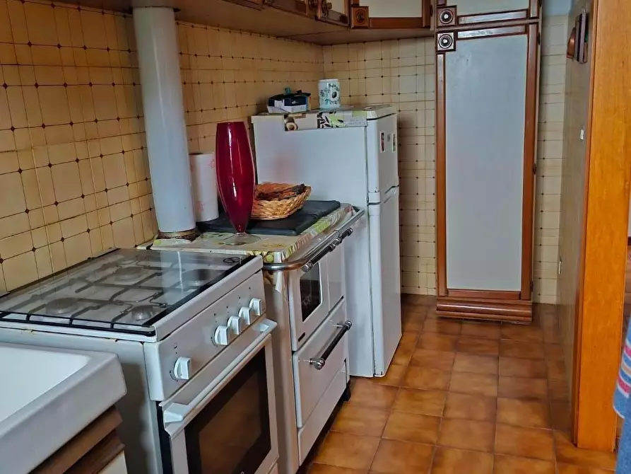 Immagine 11 di Appartamento in vendita  a Piombino