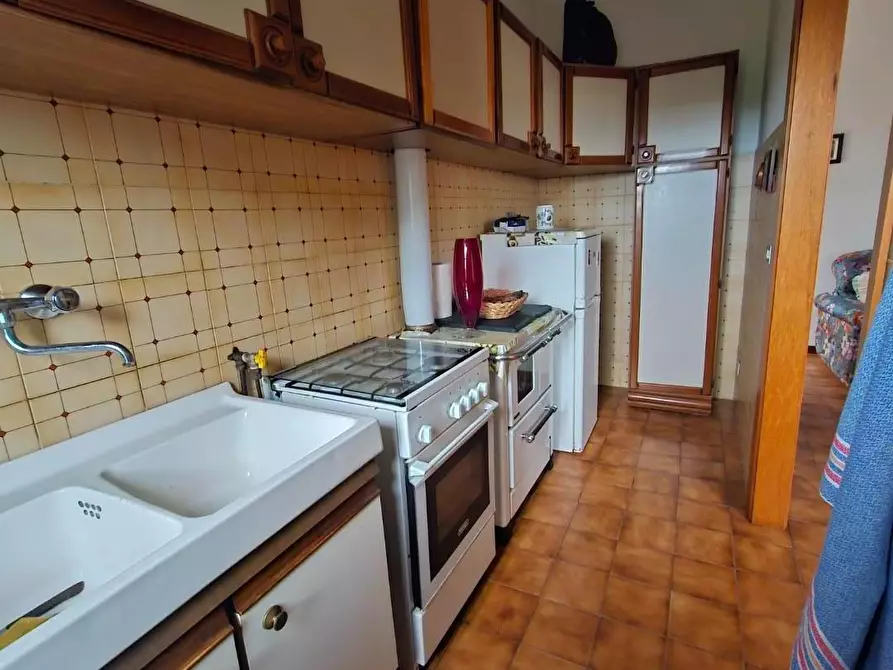 Immagine 10 di Appartamento in vendita  a Piombino