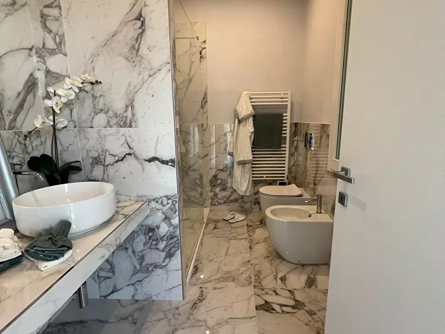 Immagine 20 di Mansarda in vendita  a Empoli