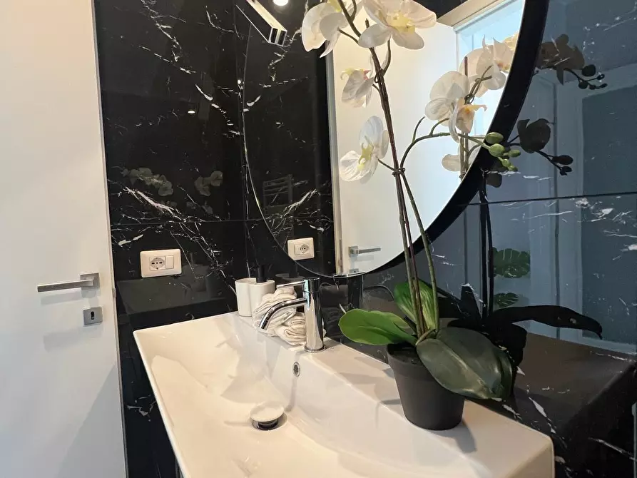 Immagine 23 di Mansarda in vendita  a Empoli