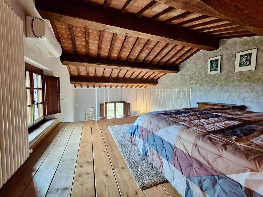 Immagine 44 di Casa colonica in vendita  a Cascina