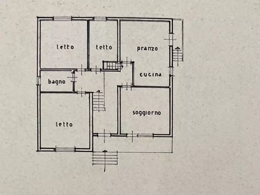 Immagine 26 di Villa in vendita  a Cascina