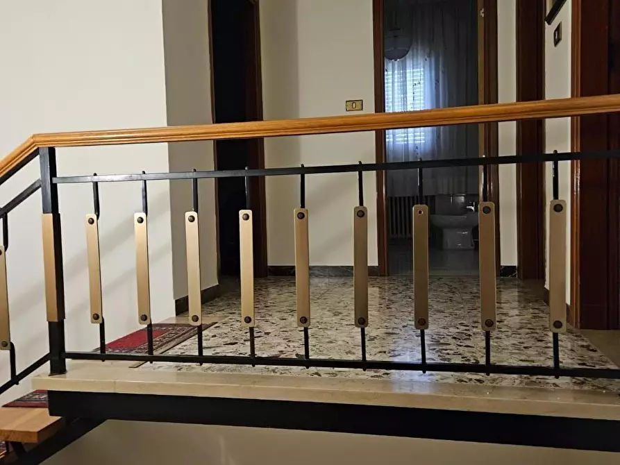 Immagine 17 di Villa in vendita  a Cascina