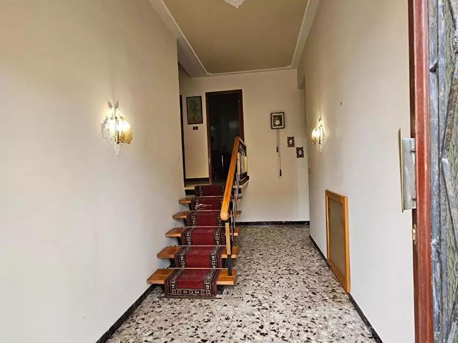 Immagine 21 di Villa in vendita  a Cascina