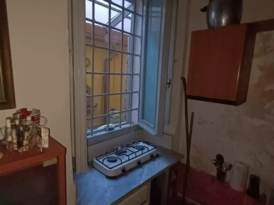 Immagine 2 di Appartamento in vendita  a Carrara