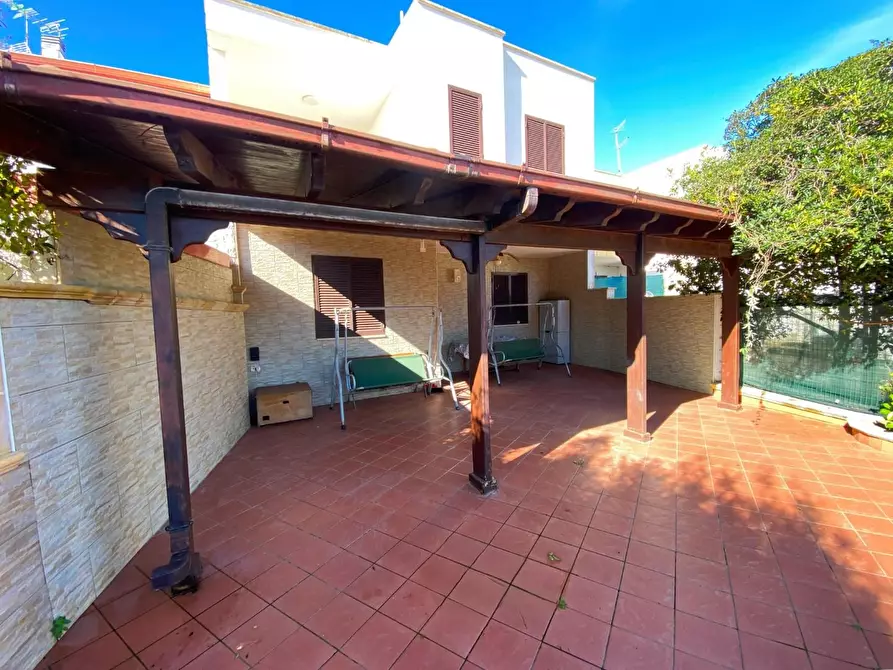 Immagine 3 di Casa bifamiliare in vendita  a Porto Cesareo