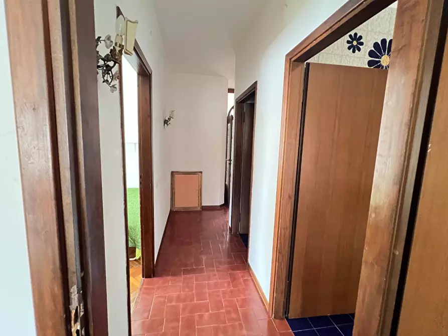 Immagine 17 di Appartamento in vendita  a Massa