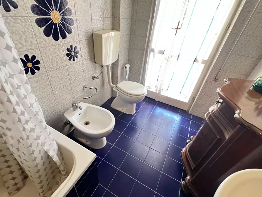 Immagine 25 di Appartamento in vendita  a Massa