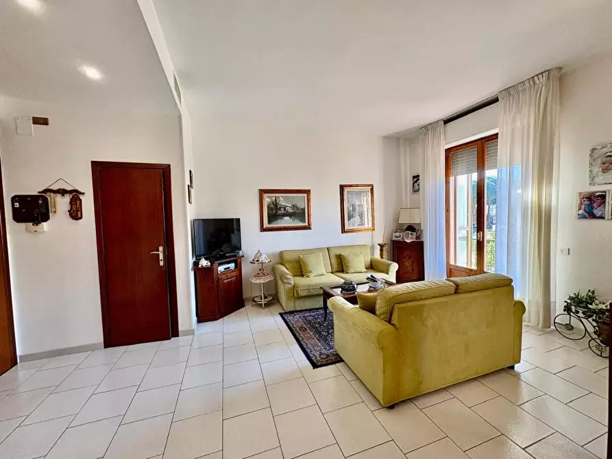 Immagine 12 di Appartamento in vendita  a Castelfiorentino