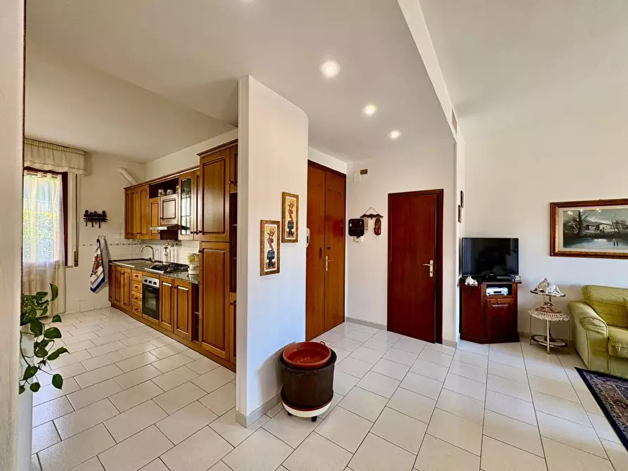 Immagine 32 di Appartamento in vendita  a Castelfiorentino