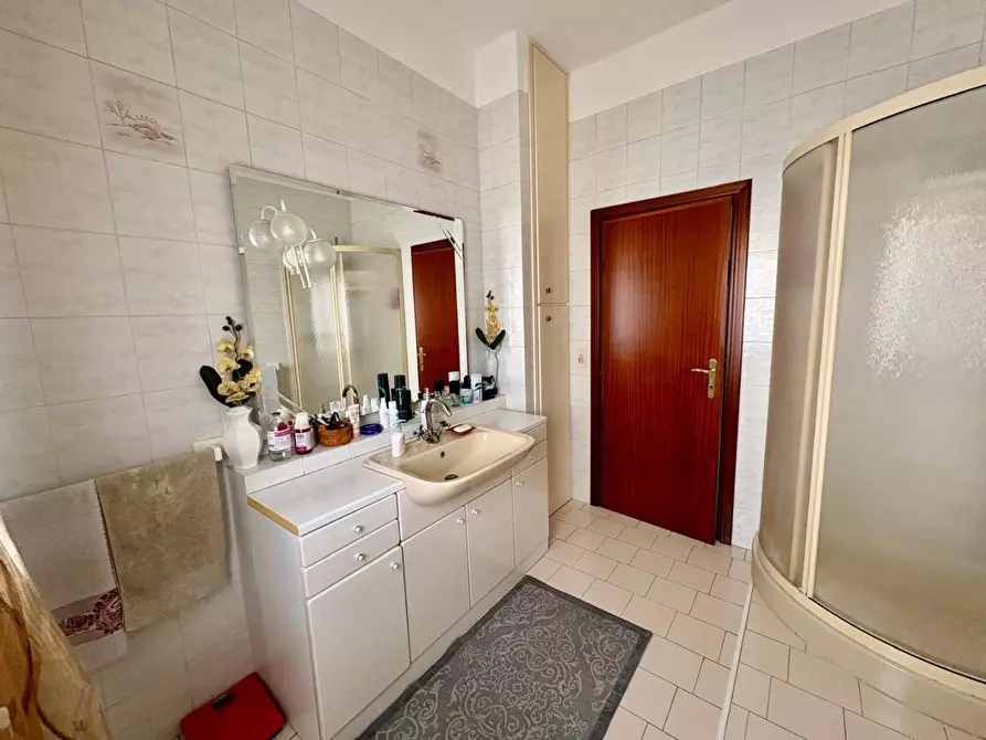 Immagine 25 di Appartamento in vendita  a Castelfiorentino