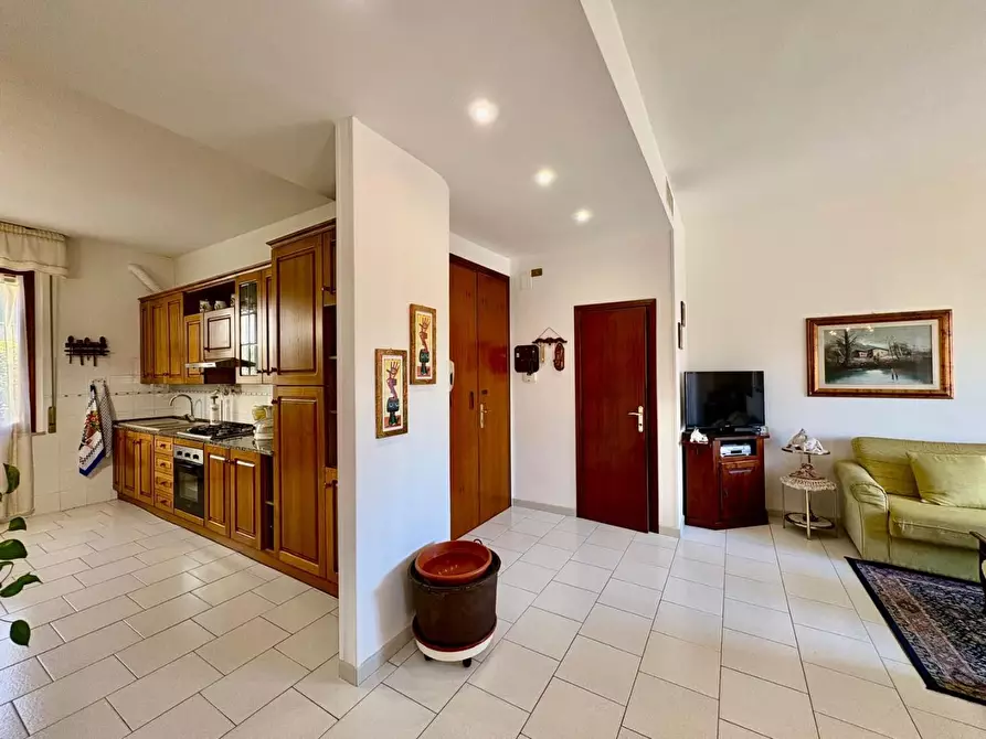 Immagine 31 di Appartamento in vendita  a Castelfiorentino