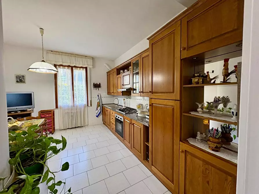 Immagine 9 di Appartamento in vendita  a Castelfiorentino