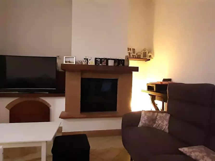 Immagine 2 di Villetta a schiera in vendita  a Rosignano Marittimo